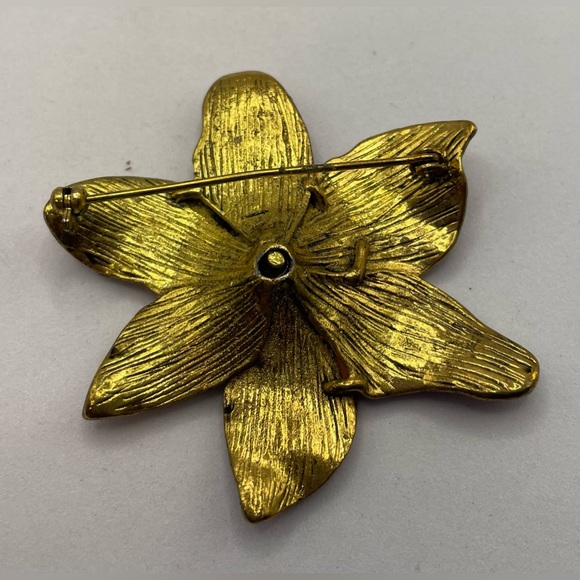 Vintage Floral Mauve Enamel Brooch Pin Gold Tone Uranium Green Faceted Crystals - Picture 4 of 7